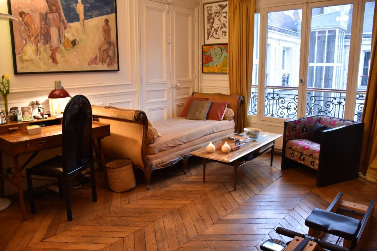 Rue De Paradis Parigi